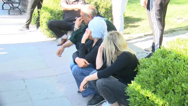 İstanbul’da yol kenarında ’cenaze taşıma’ tartışması: Saatlerce bekletildi! Araba burada ama bizi götüren yok