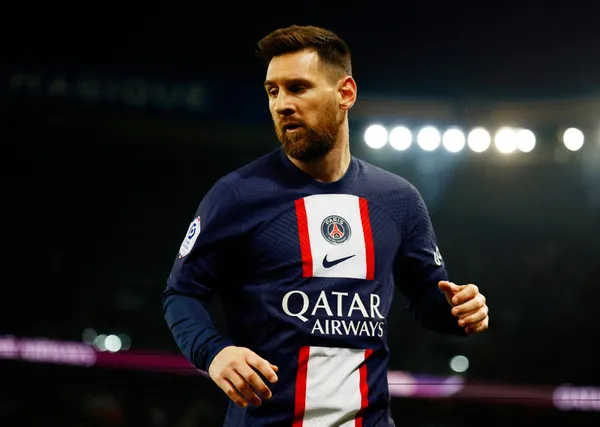 Lionel Messi'yi şoke eden teklif! Adım adım ayrılığa hazırlanıyor - 1