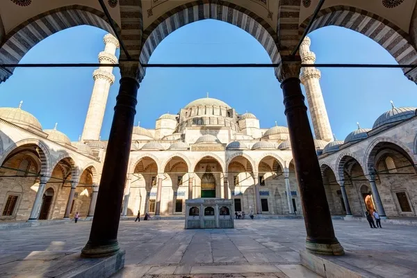 mimar-sinanin-hesabi-herkesi-sasirtiyor-suleymaniye-kulliyesinin-insaatinda-uygulanan-teknik-gunumuzde-dahi-cozulemiyor-1612746081093.jpg Mimar Sinan'ın hesabı herkesi şaşırtıyor! Süleymaniye Külliyesi'nin inşaatında uygulanan teknik günümüzde dahi çözülemiyor - 5