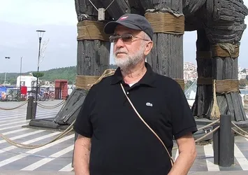 50 yılda 150 ülke ziyaret etti