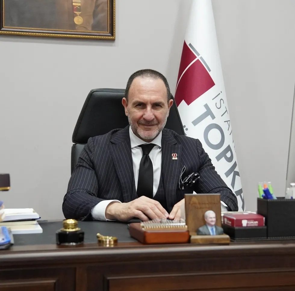 resmi-gazetede-atama-karari-yok-uyeleri-ve-8-universitenin-rektoru-degisti-1784765214244.jpeg İstanbul Topkapı Üniversitesi Rektörü Emre Alkin