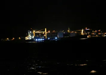 Çanakkale Boğazı'nda hareketli dakikalar
