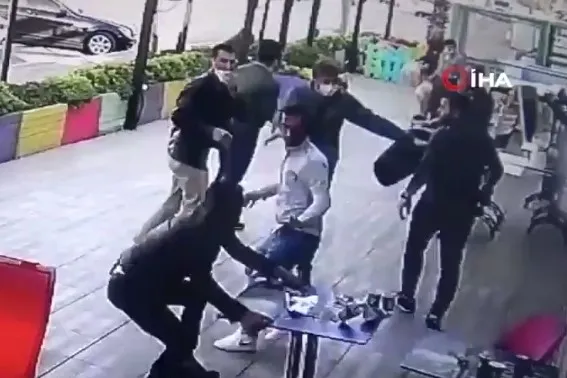 Antalya’da “Maske takın” diye uyaran esnafı bıçakladılar - 2