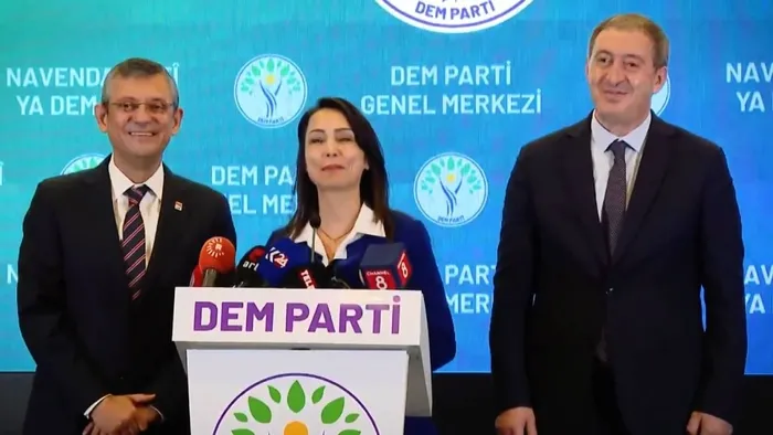 Terörle 31 Mart yakınlaşmasına CHP'li isimden sert tepki: DEM'le ittifak ülkeye fayda sağlamaz - 3