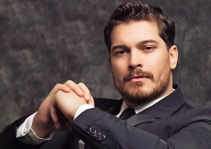 Çağatay Ulusoy setlere döndü! İşte yeni filmi…