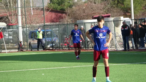 17 yaşındaki genç futbolcu Süper Lig kulüplerinin peşinde