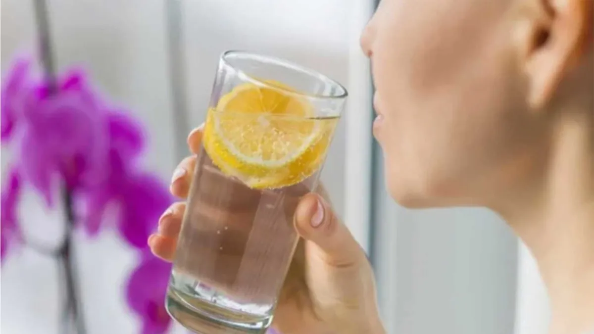 Limonlu su hakkında doğru bilinen yanlışlar! O hastalığı tetikliyor