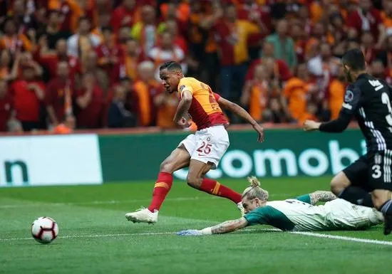 1647269047415.jpg Dev derbide Cimbom Beşiktaş'ı devirdi! Galatasaray 2-1 Beşiktaş (MAÇ SONUCU-ÖZET) - 5