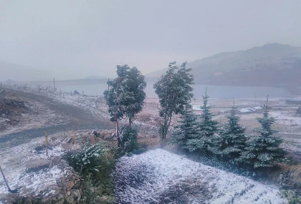 bayburta-ilk-kar-yagdi-1664035488856.jpg Rize, Antalya, Bayburt, Erzurum, Erzincan, Gümüşhane'ye ilk kar yağdı - 2