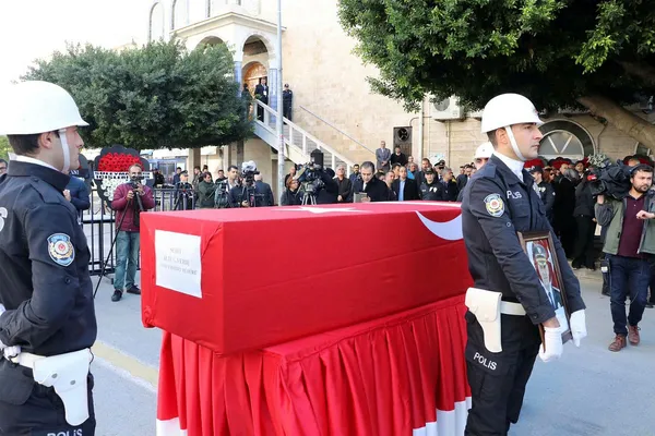 Rize Emniyet Müdürü Altuğ Verdi için Mersin'de cenaze tören - 2