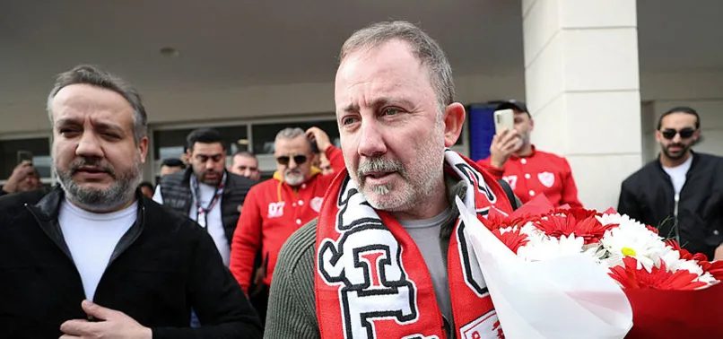 Antalya'da Sergen Yalçın coşkusu