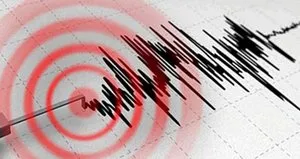 Papua Yeni Gine’de 7 büyüklüğünde deprem