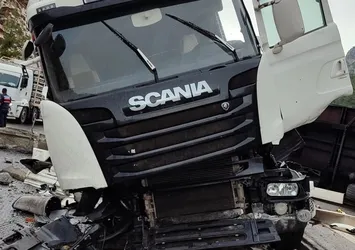 Tarsus'ta zincirleme kaza: 2 yaralı