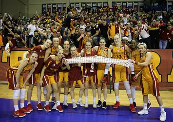 Galatasaray Avrupa'da finale yükseldi!