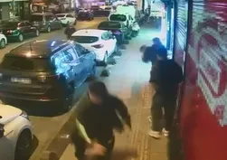 Esenler’de silahlı kavga! İki kişi birbirini yaraladı