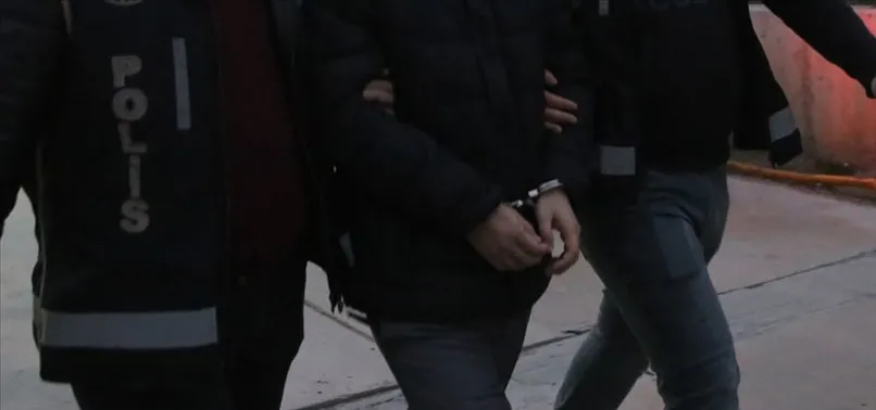 Polislere havai fişekle saldıran 3 şüpheli yakalandı