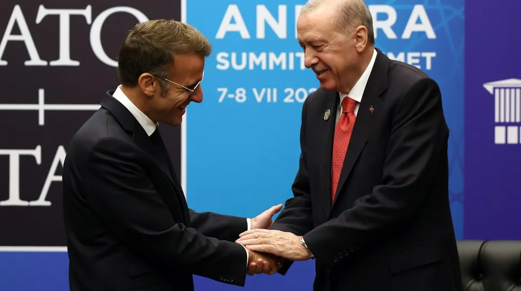 NATO Zirvesi'nde Erdoğan-Macron görüşmesi