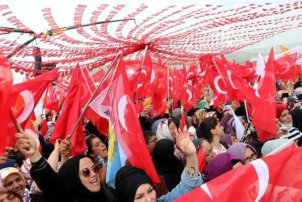 baskan-erdogandan-malatyada-onemli-aciklamalar-bay-bay-kemal-talimati-kandilden-aliyor-1684853742945.jpg Başkan Erdoğan'dan Malatya'da önemli açıklamalar! "Bay Bay Kemal talimatı Kandil'den alıyor" - 11