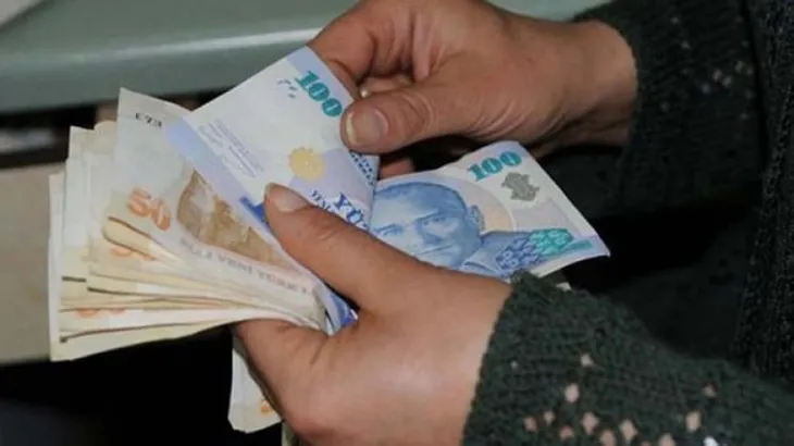 Emekliye çifte zam müjdesi! Bu yaz maaşlar artacak
