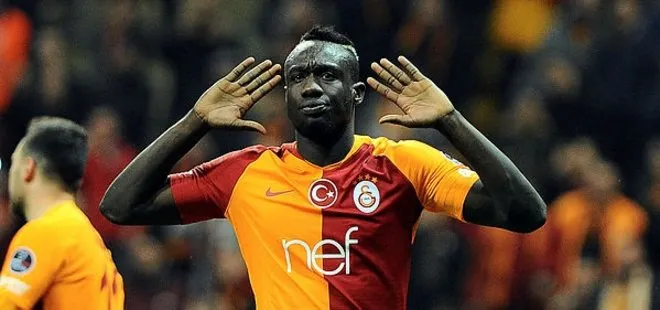 Galatasaraylı Mbaye Diagne Konyaspor formasını giydi