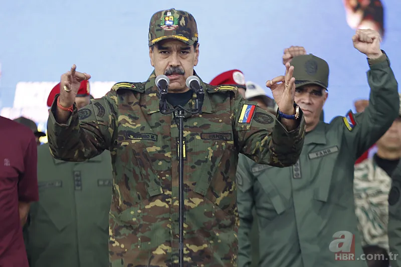 Venezuela'da gövde gösterisi! Maduro kılıcıyla sokaklara indi 10