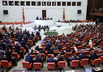 Meclis'te kimler var? Dikkat çeken isimler