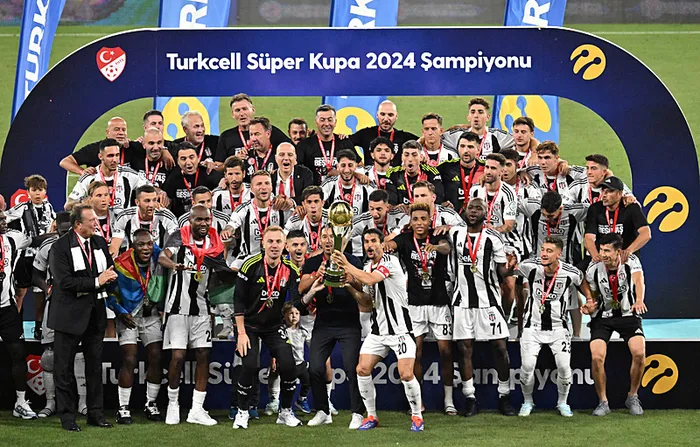 Galatasaray’da bomba transfer atağı! Ahaber.com.tr’nin sorusu gündemi sarsmıştı | Zaha’nın bileti kesildi