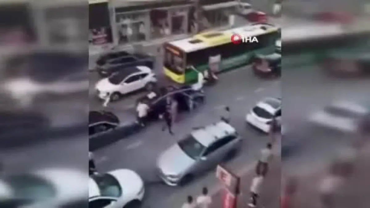 Düğün konvoyu kaza yaptı, ortalık karıştı