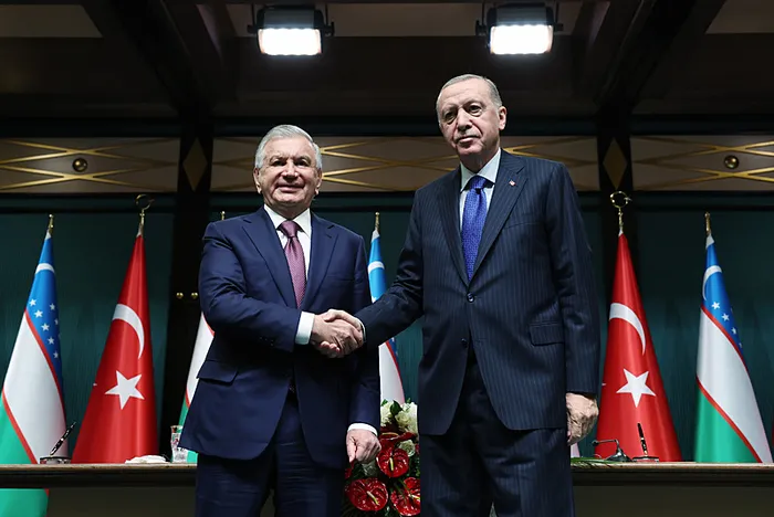 Başkan Erdoğan Özbekistan Cumhurbaşkanı Mirziyoyev ile Ortak Basın Toplantısı'nda açıklamalarda bulundu - 9