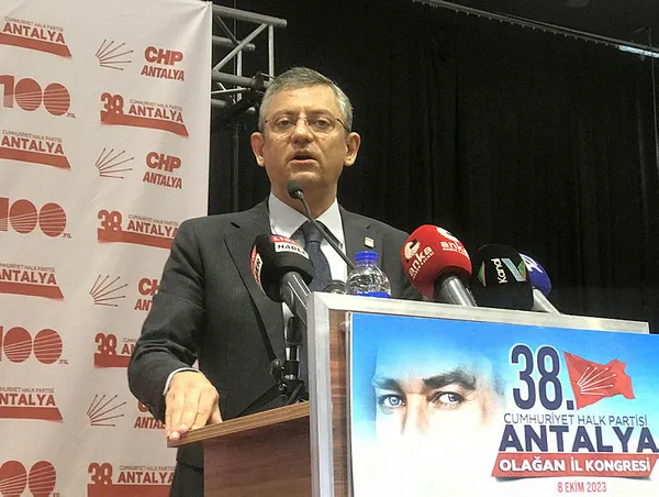 Ekrem İmamoğlu Akşener’e yine sinyal verdi: Son ana kadar her türlü ittifak kurulabilir