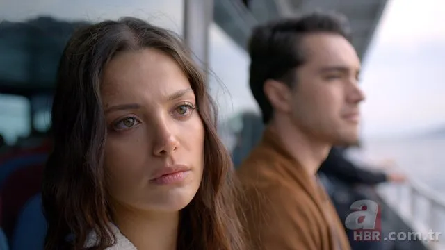 Bir dizi aşkı daha! Leyla Tanlar ve Burak Dakak aşkını böyle ilan etti