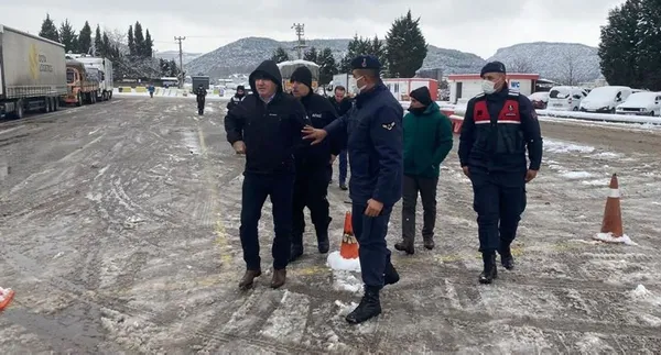 Osmangazi Köprüsü'nde mahsur kalanlar unutulmadı - 2