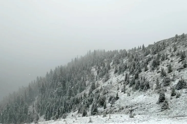 Karadeniz’in yüksekleri karla beyaza büründü