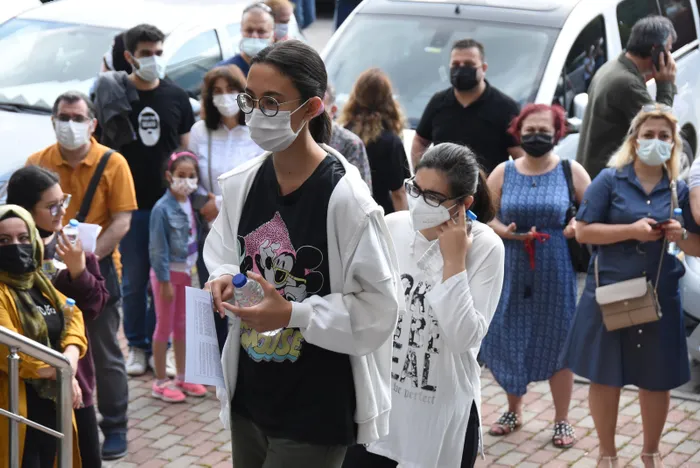 Son dakika: Yükseköğretim Kurumları Sınavı’nda YKS ilk oturum sona erdi! Milyonlarca öğrenci sınavda ter döktü