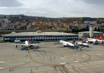 Trabzon Havalimanı uçuşlara açıldı