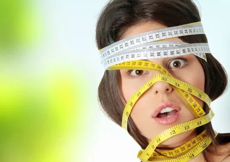 Kilo vermek isteyenler dikkat! 1 ayda istediğiniz fiziğe ulaşın! Yağları cayır cayır yakıyorlar! İşte vücudu eriten doğal kürler