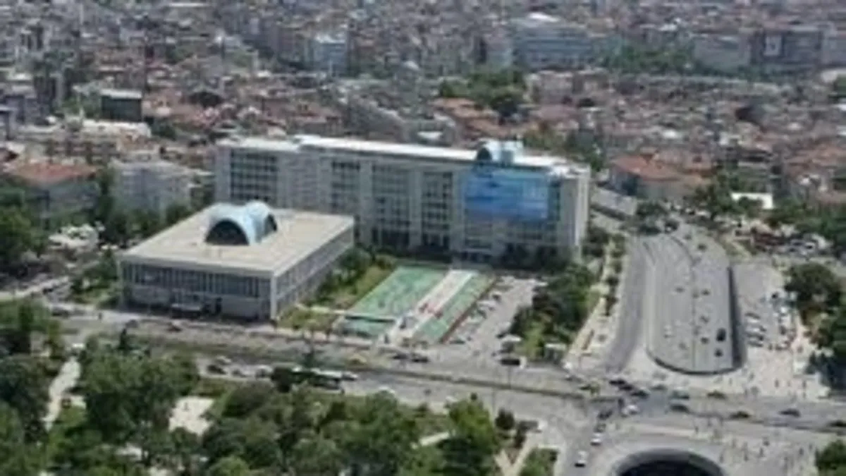 İBB’ye dalga dalga yolsuzluk operasyonu! Elebaşı çözüldü ahtapot göründü
