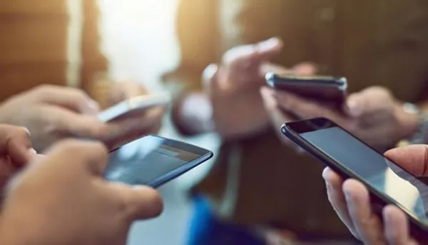 ogrencilere-ucretsiz-10-gb-internetin-ne-zaman-verilecegi-belli-oldu-1698164287163.jpeg Öğrencilere ücretsiz 10 GB internetin ne zaman verileceği belli oldu! - 2