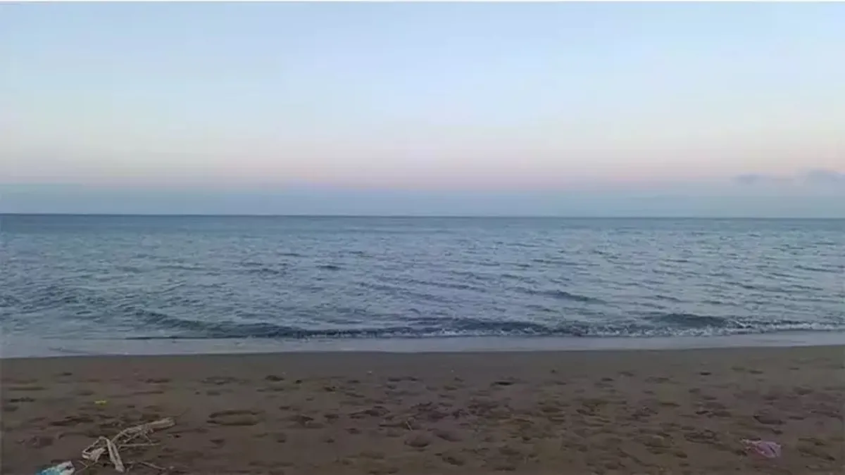 Mersin’de gece denize giren 3 kişiden 1’i öldü 2 kişi kayıp