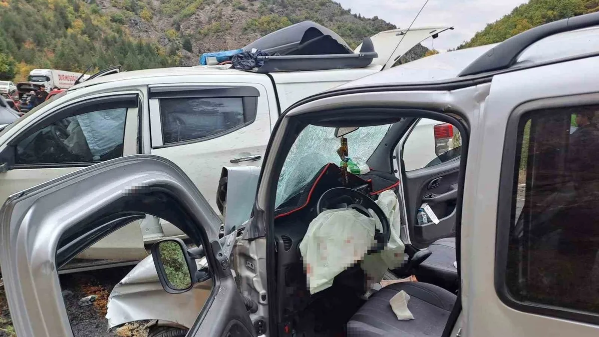 Artvin’de zincirleme kaza! Çok sayıda yaralı var