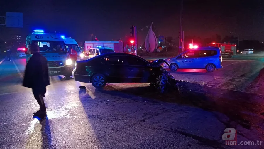 Gaziantep’te kabus gibi kaza: Servis minibüsü ile otomobil çarpıştı: 2’si ağır 10 yaralı 8