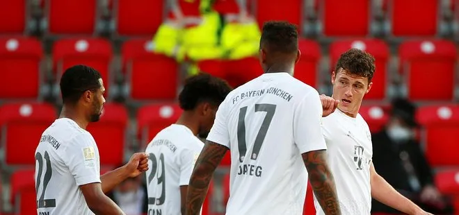 Lider Bayern Münih 3 puanla başladı!