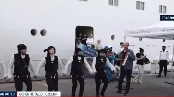 Trabzon’a dev gemiyle Rus turist akını!