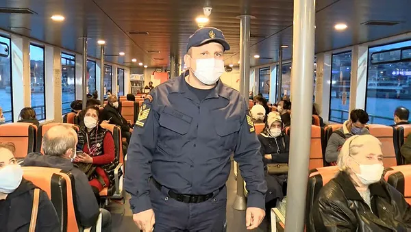 İstanbul Boğazı'ndaki vapurlarda koronavirüs denetlemesi - 1