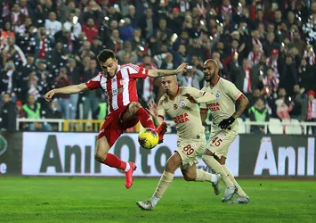 Galatasaray taraftarından Emre Kılınç'a şok sözler!