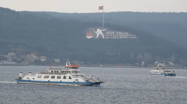 feribot-seferler-gecici-olarak-durduruldu-hava-muhalefeti-engel-oldu-1612800799001.jpg Feribot seferleri geçici olarak durduruldu! Hava muhalefeti engel oldu - 4