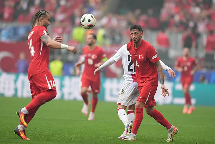 abdulkerim-bardakcidan-carpici-euro-2024-aciklamasi-turnuvada-kimseden-cekincemiz-yok-1718810864483.jpg Abdülkerim Bardakçı'dan çarpıcı EURO 2024 açıklaması: Turnuvada kimseden çekincemiz yok - 3