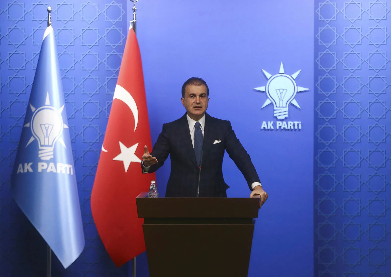 Türkiye tek yürek oldu! İdlib’deki kalleş saldırıya sert tepkiler