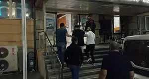 Önce taksiyi ardından lüks aracı gasp etti