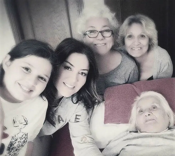 Aşkın Nur Yengi’nin annesi Samime Yengi vefat etti